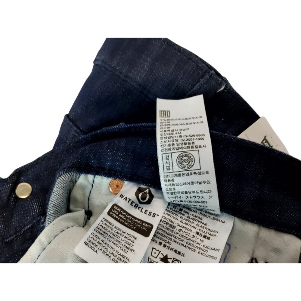 NEW Levis 501 Original Fit 30x32 100% Cotton Dark Wash Denim Jeans Black Button - Picture 8 of 11